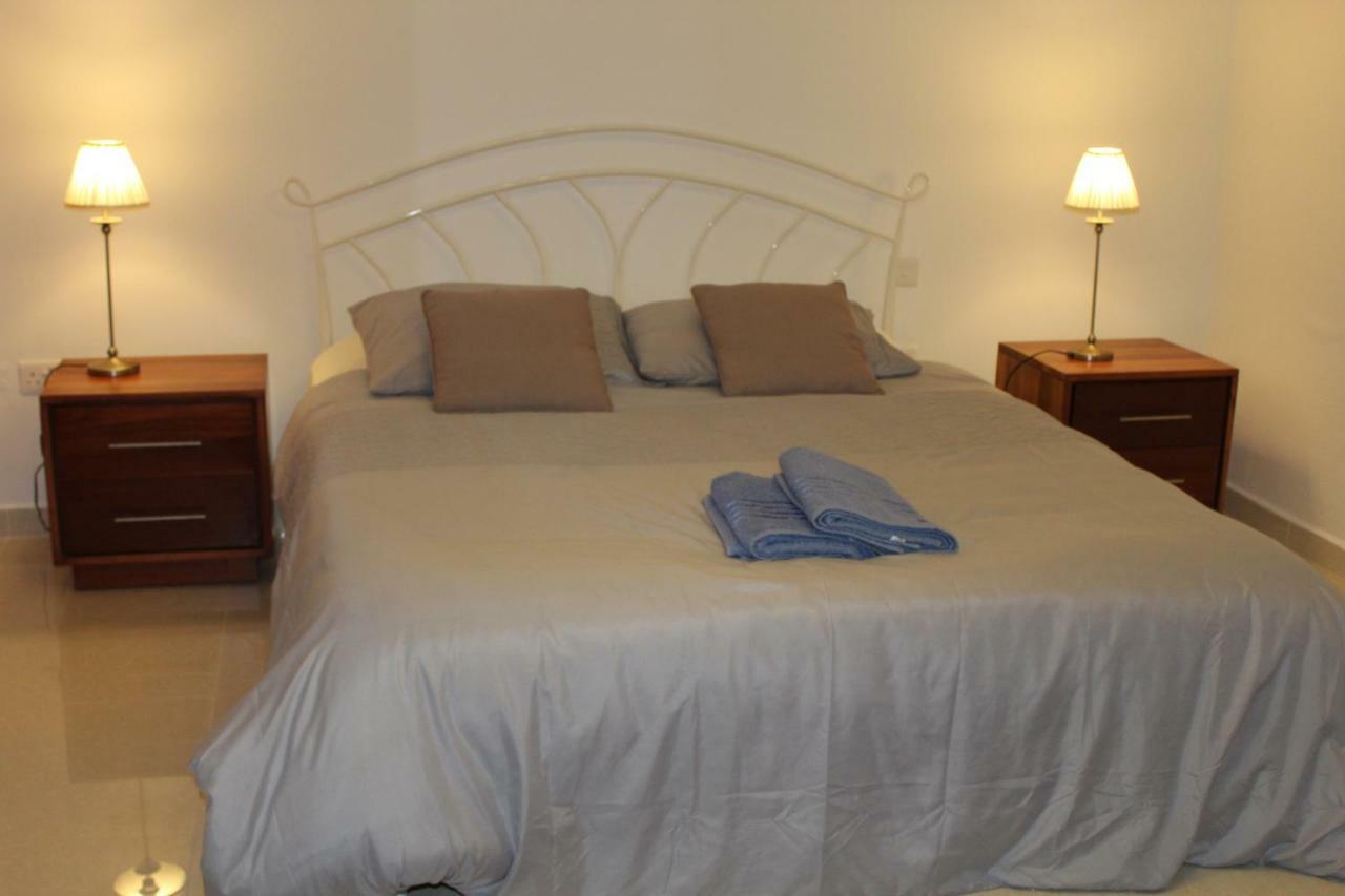 Homestay Aurora *